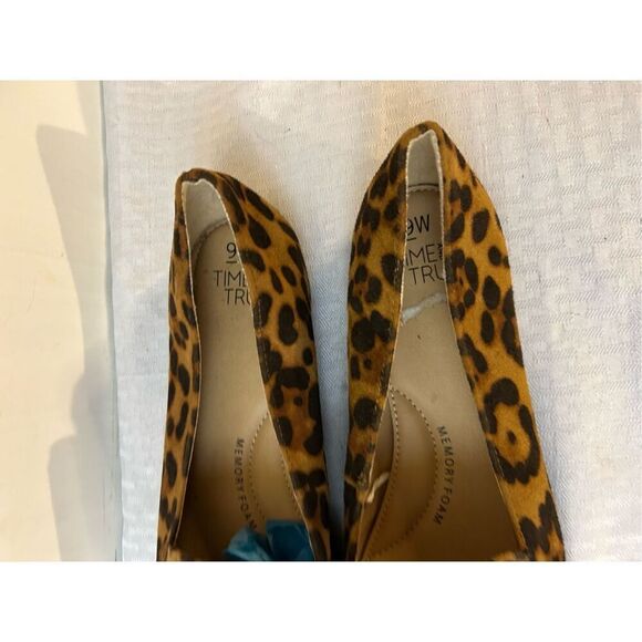 9W Time & Tru pointy flat shoes animal print Wides - Picture 3 of 7